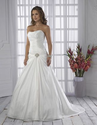 2010__menyasszonyi_ruhawedding_dress5.jpeg