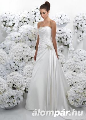 impression-bridal-menyasszonyi-ruha-30.jpg